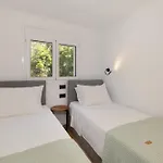Olyan Seaside Villa